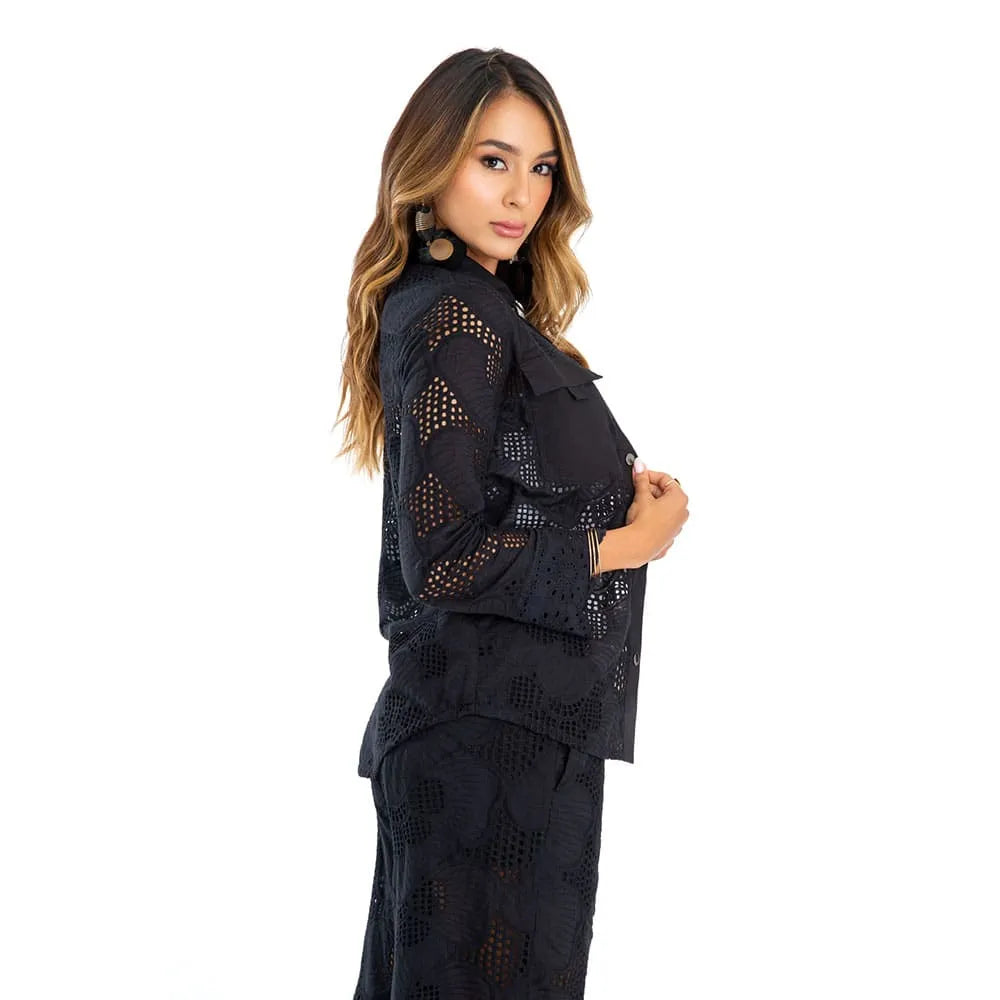 Blusa Ojalillo Negra