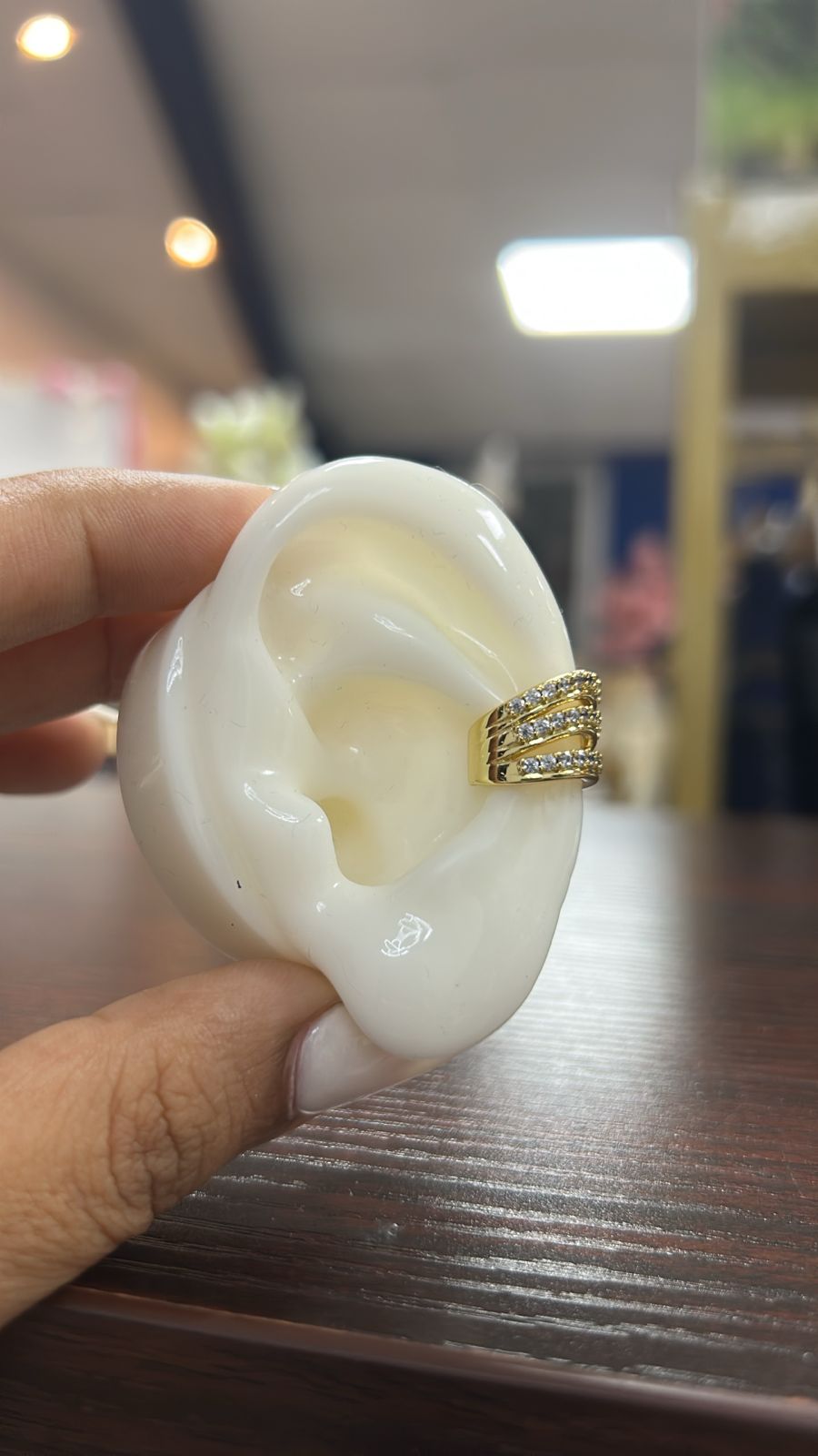 Ear Cuffs Dorados Morenos