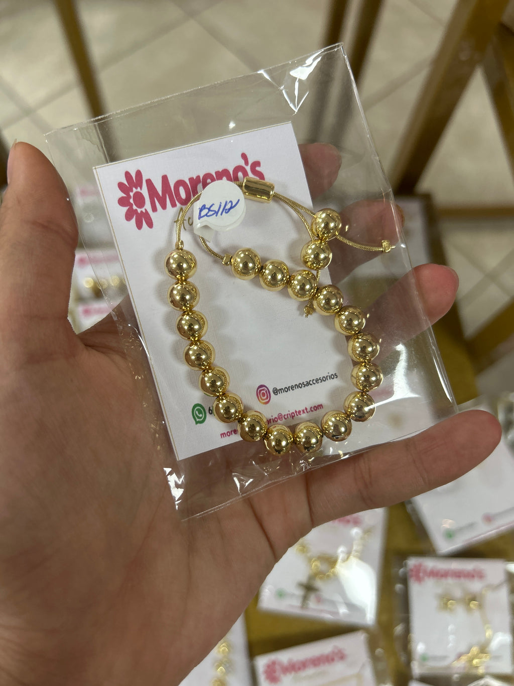 Pulseras doradas