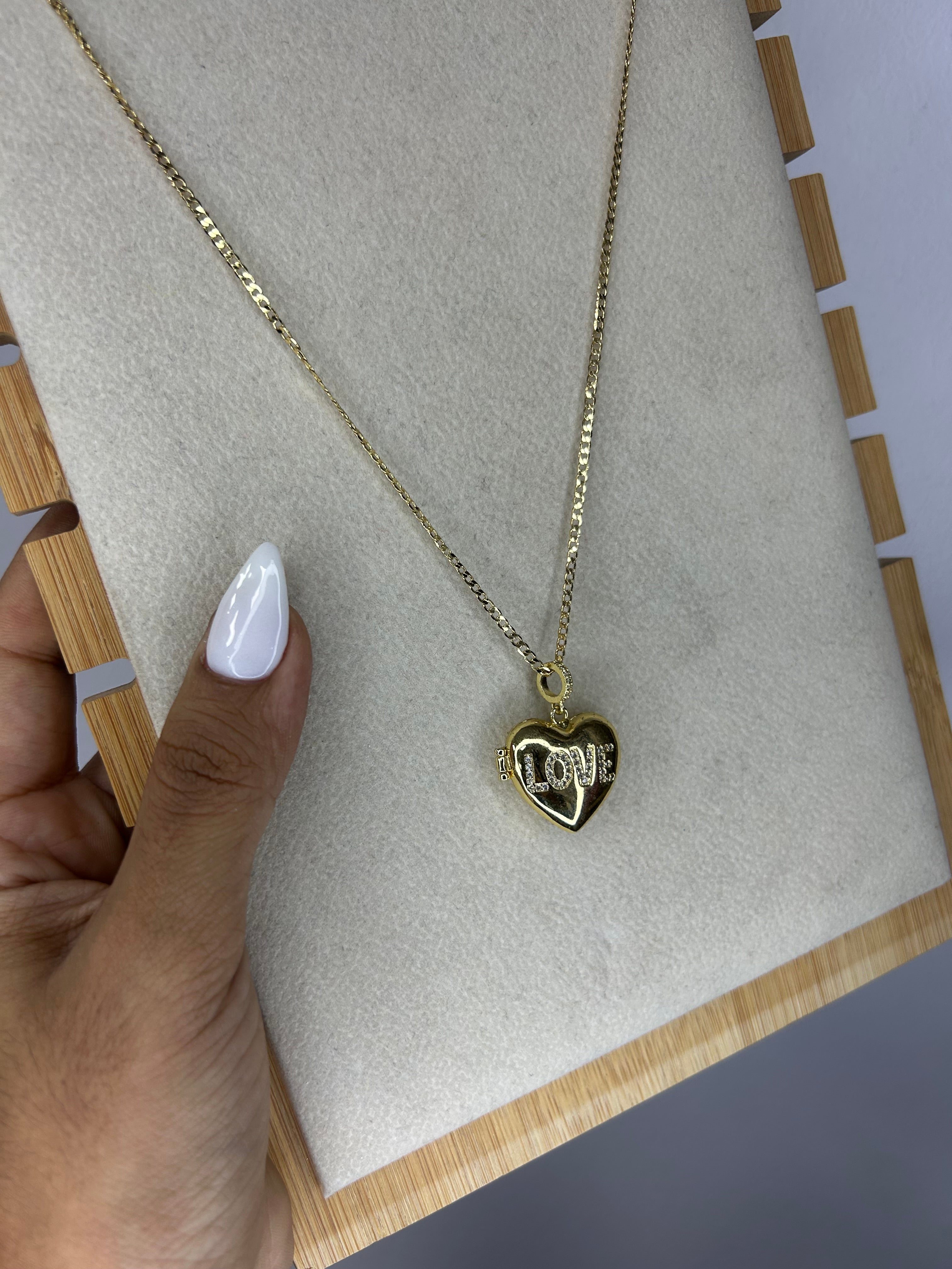 Collar Corazón Love