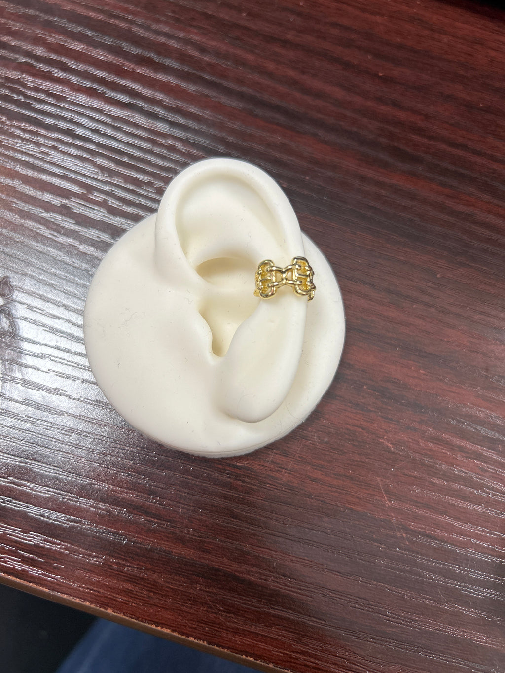 Ear Cuffs Dorados Morenos