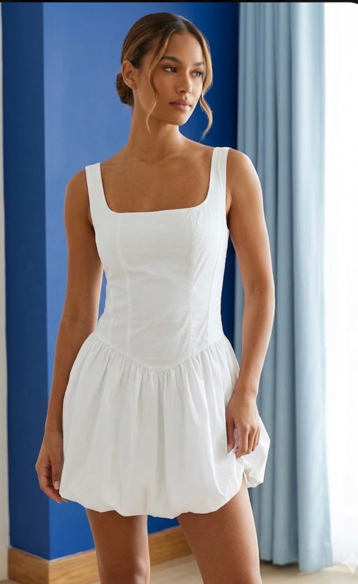 Vestido con Moño atrás