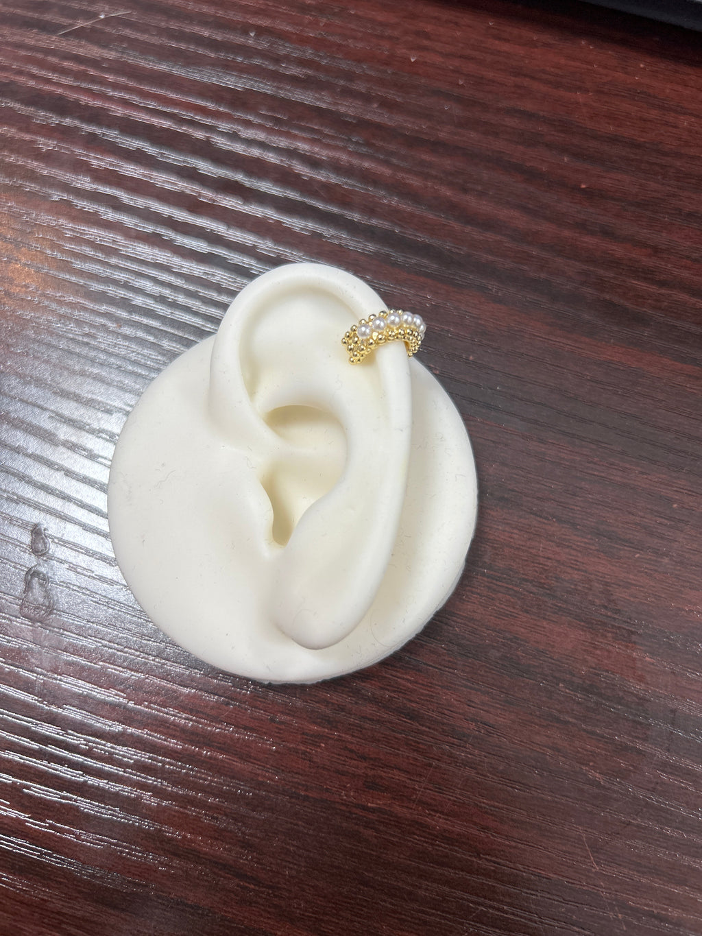 Ear Cuffs Dorados Morenos