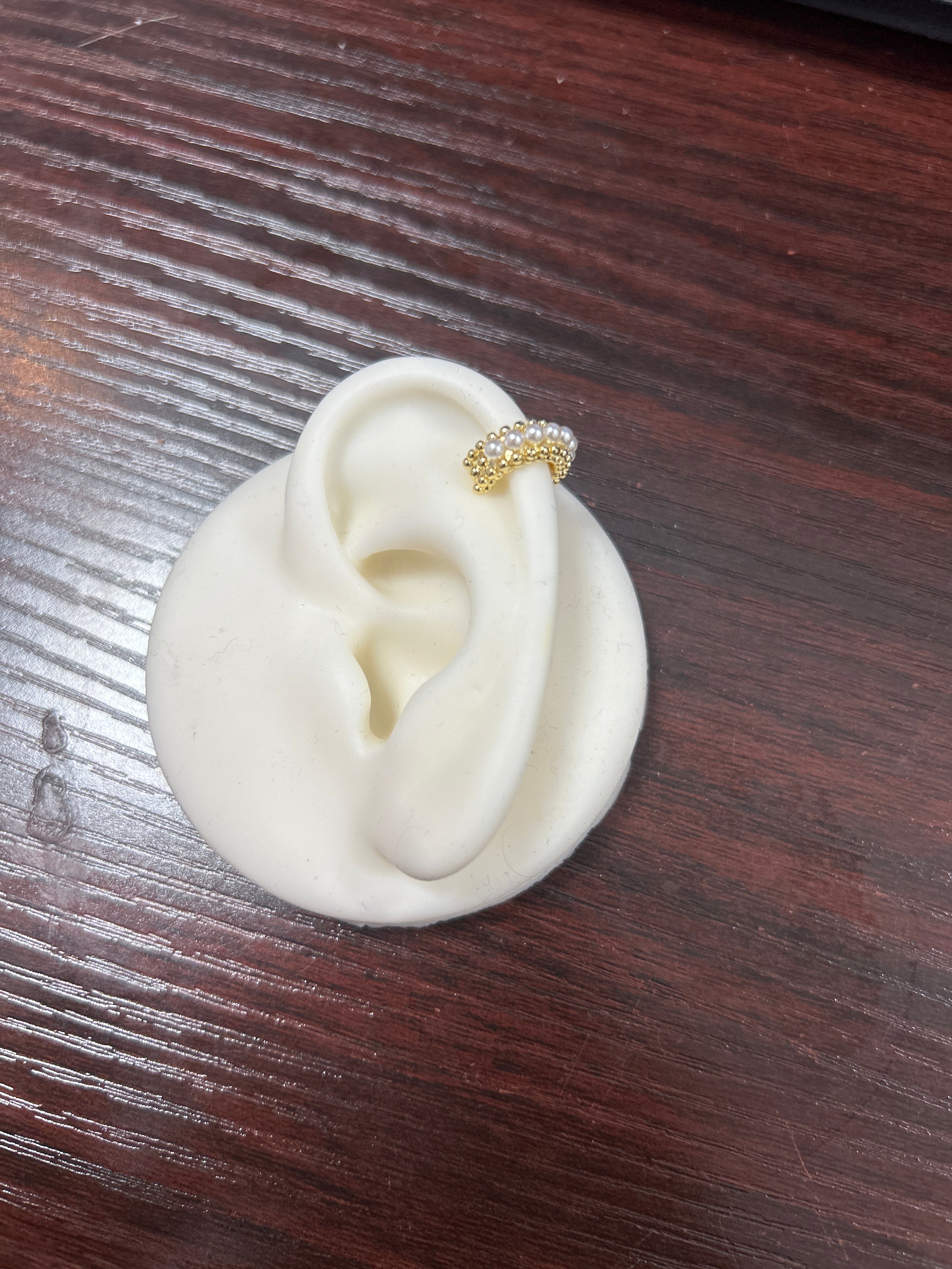 Ear Cuffs Dorados Morenos