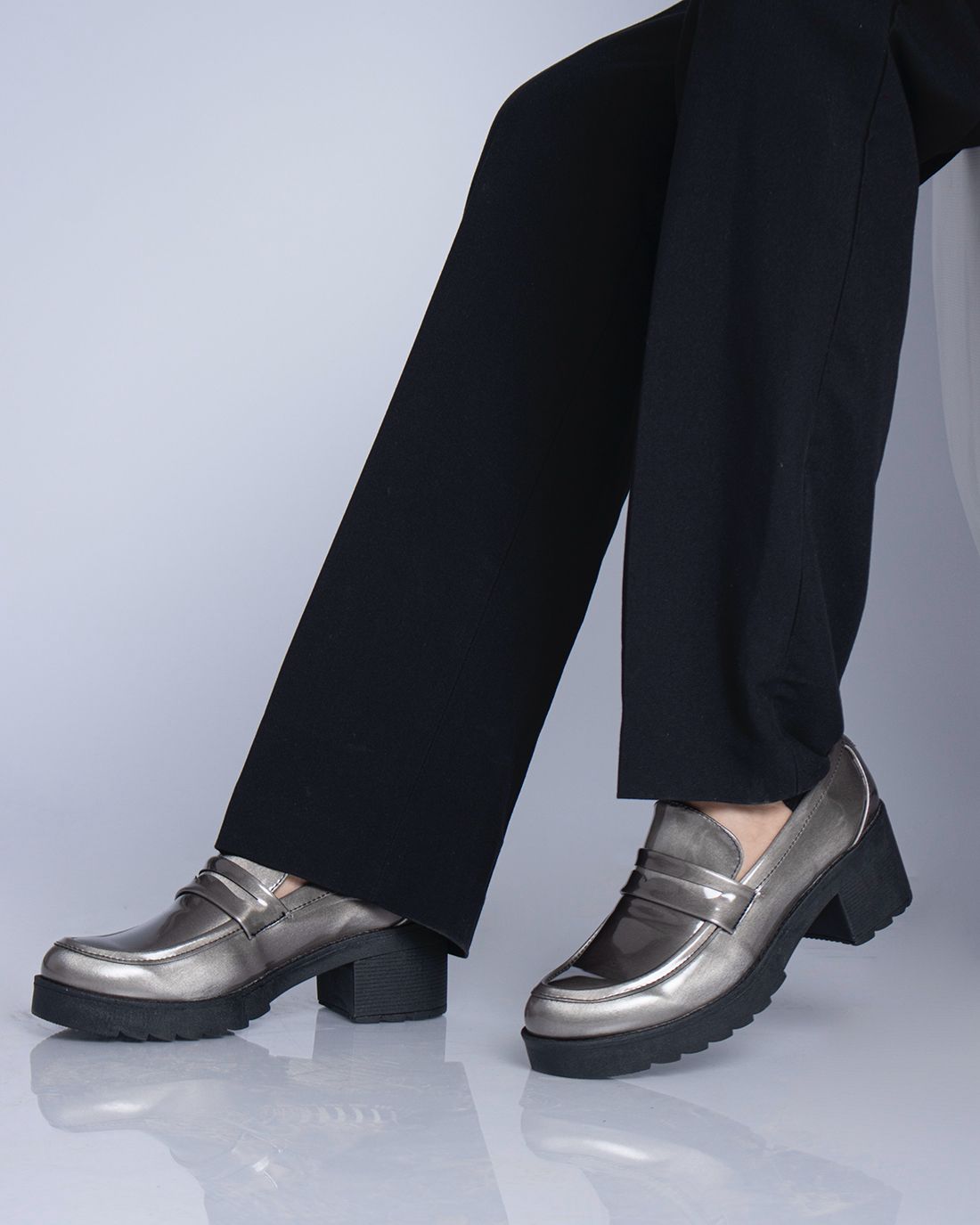 Mocasines Tacón Chunky Metálicos