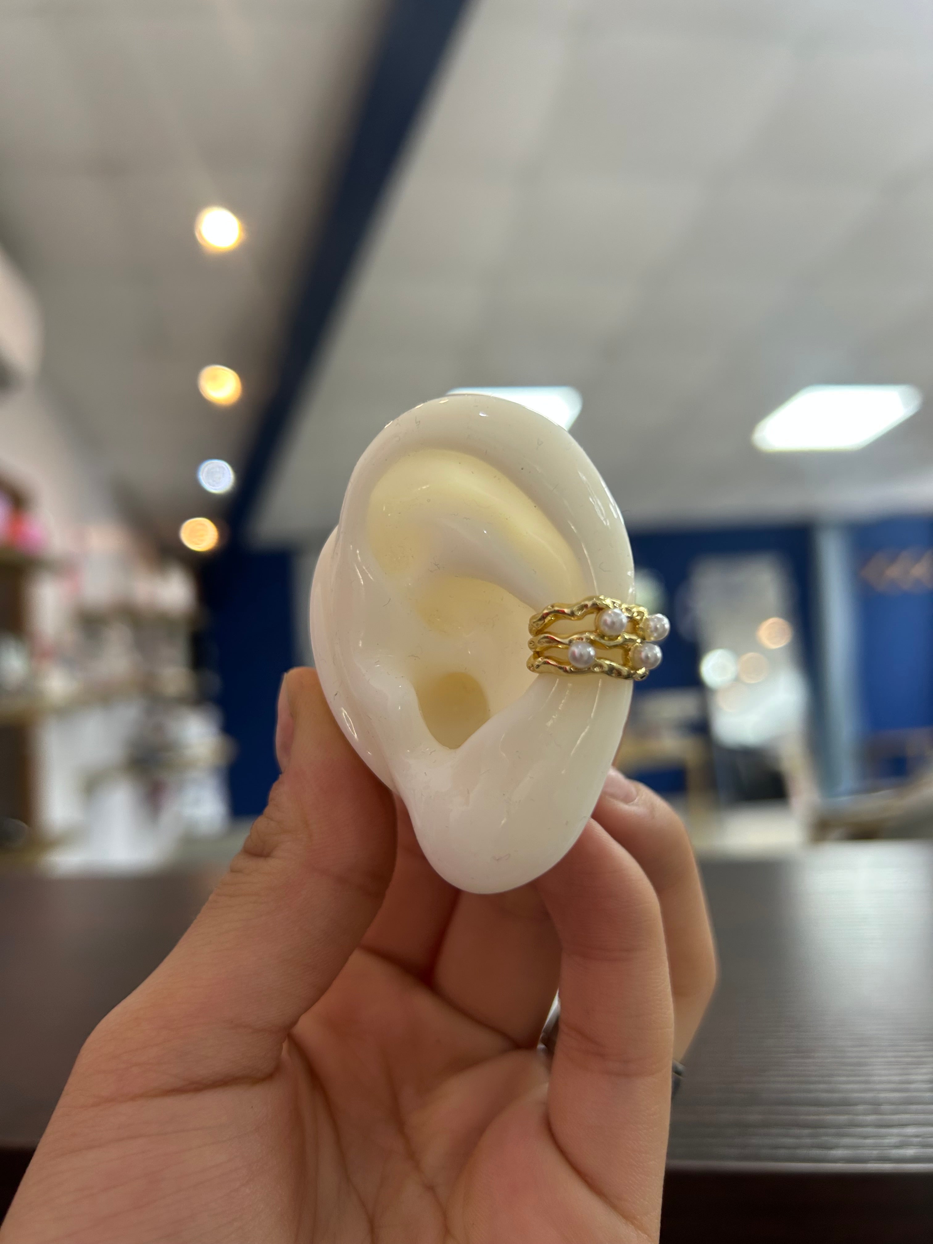 Ear Cuffs Dorados Morenos