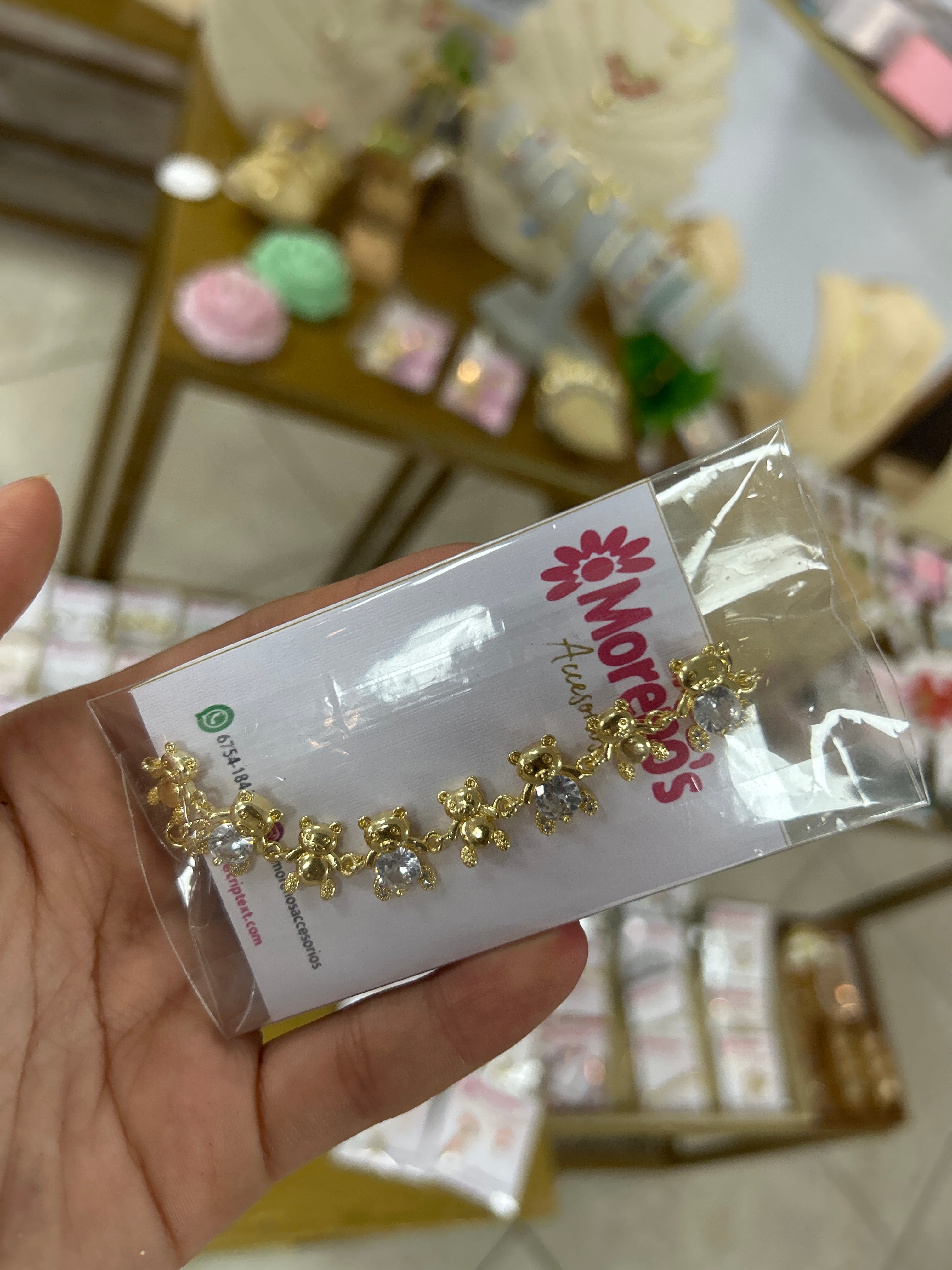 Pulsera de osos dorados con brillos