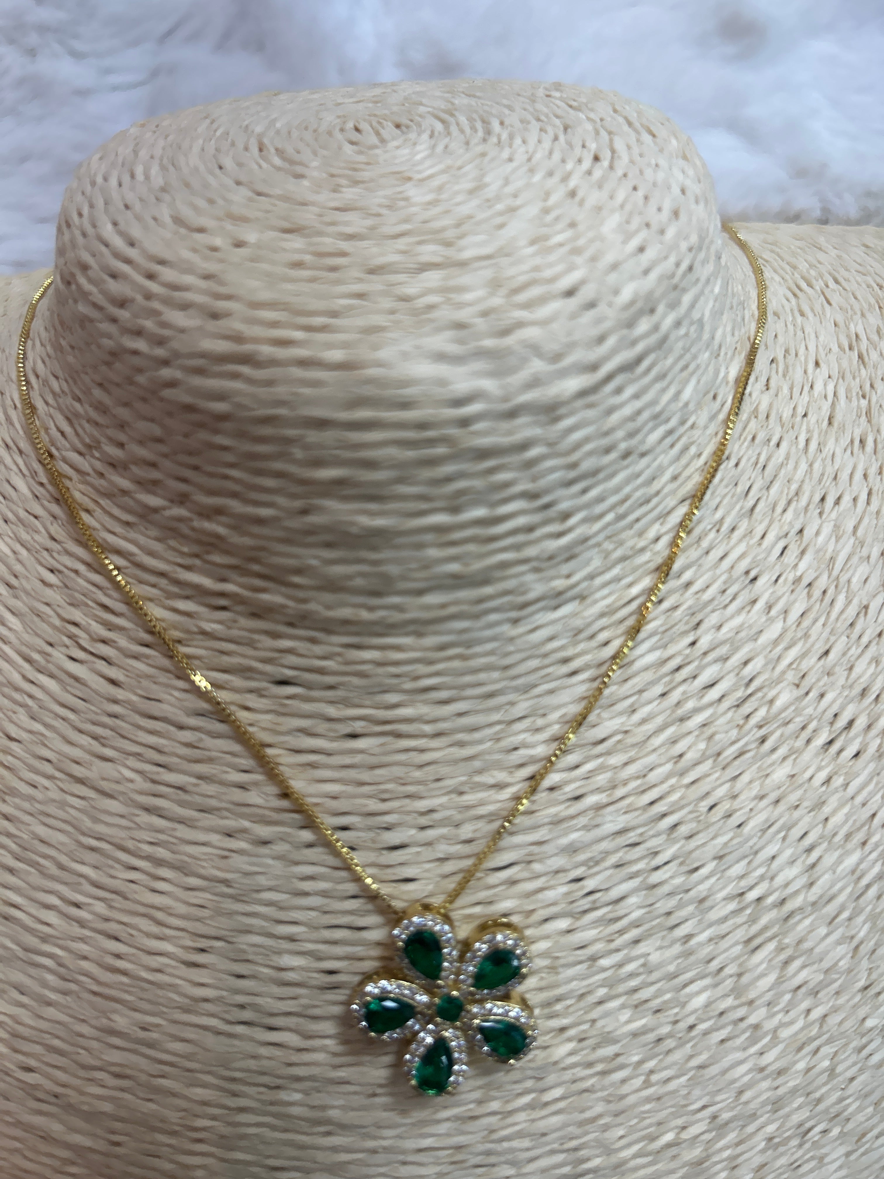 Collar Doble Flor de Cristales