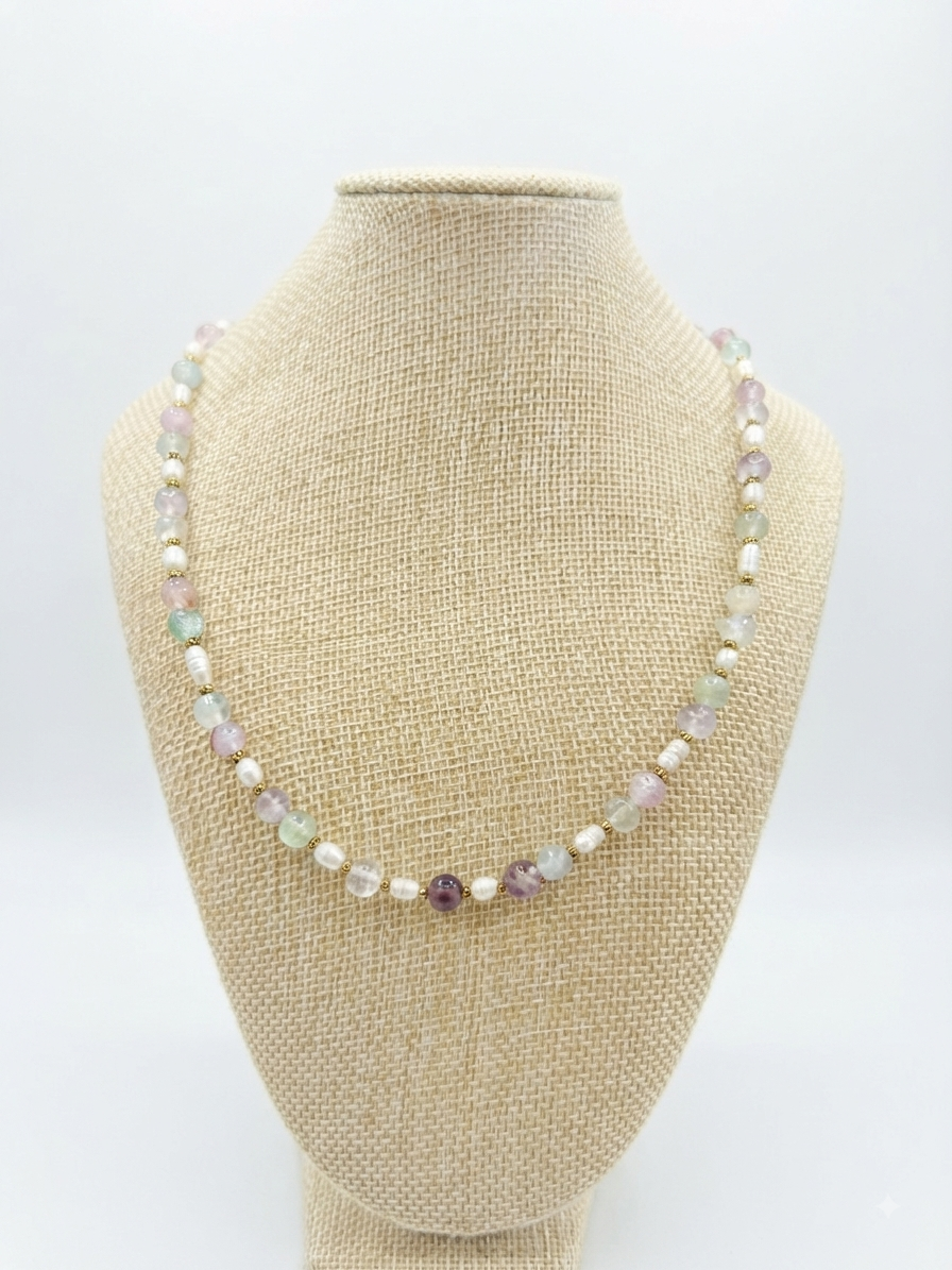 Colla de Bolitas Moradas, Transparentes y Turquesa