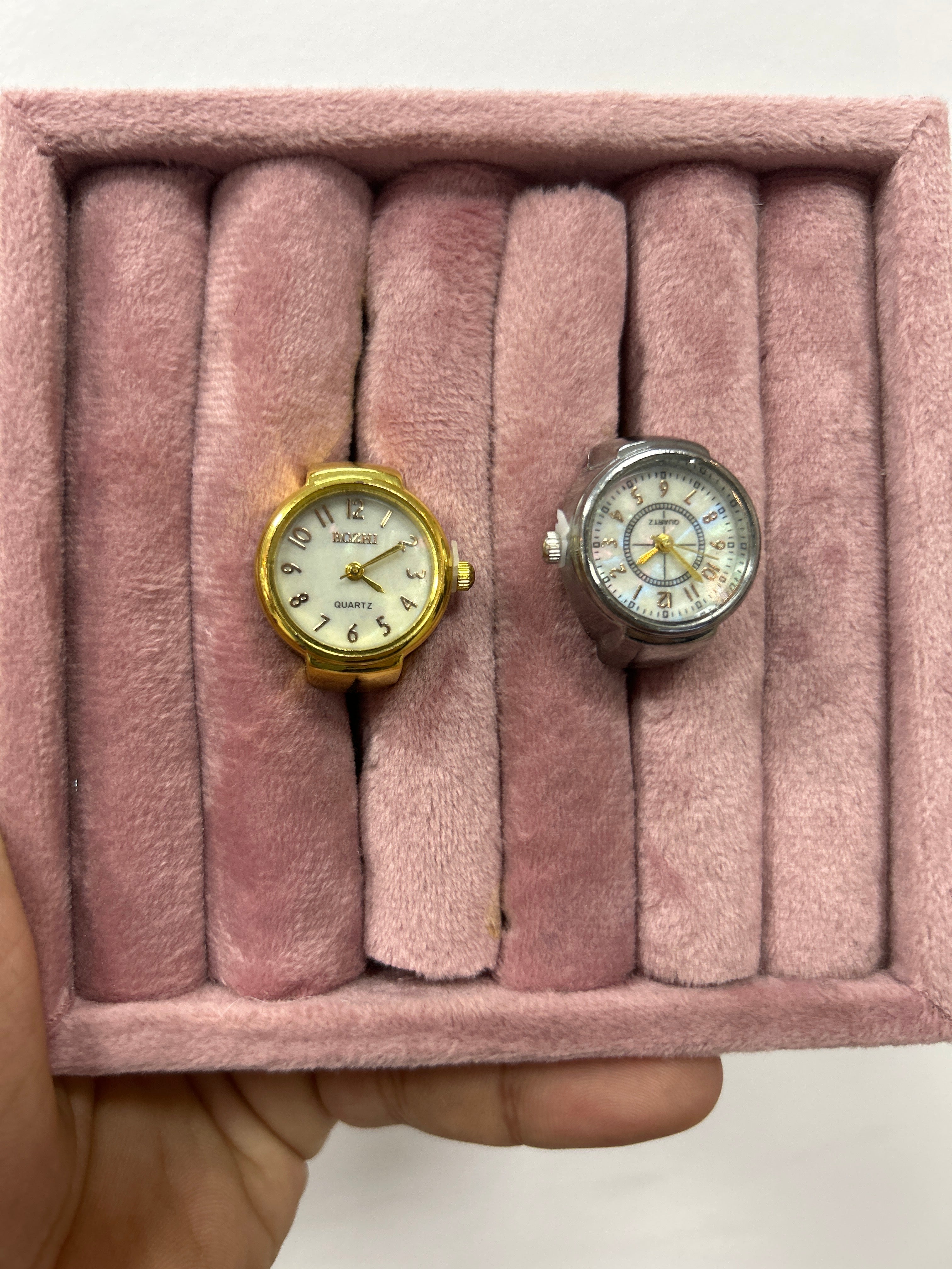 Duo de Relojes Clásicos – Dorado & Silver Chic