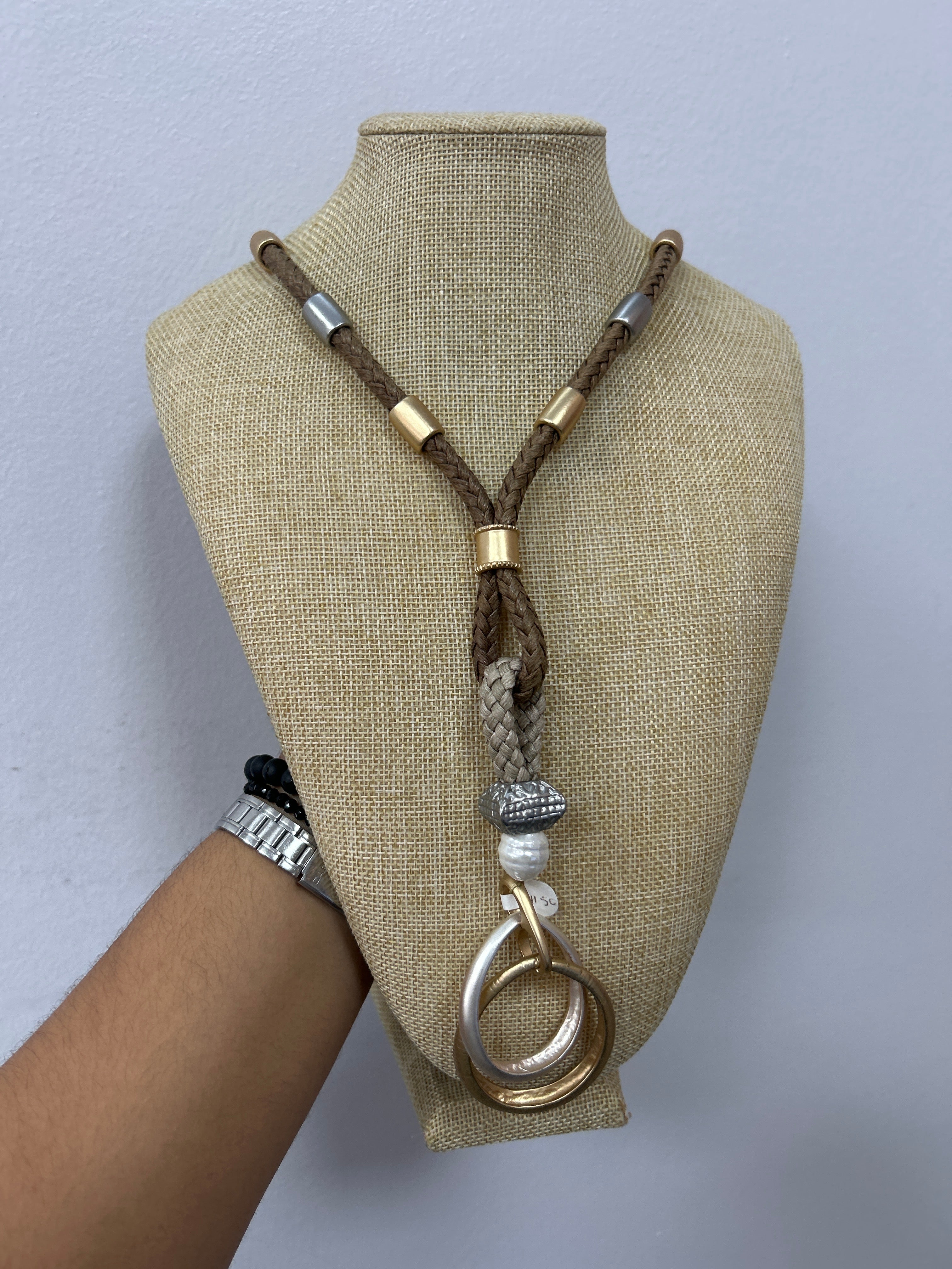 Collar Trenzado “Eclipse Metálico