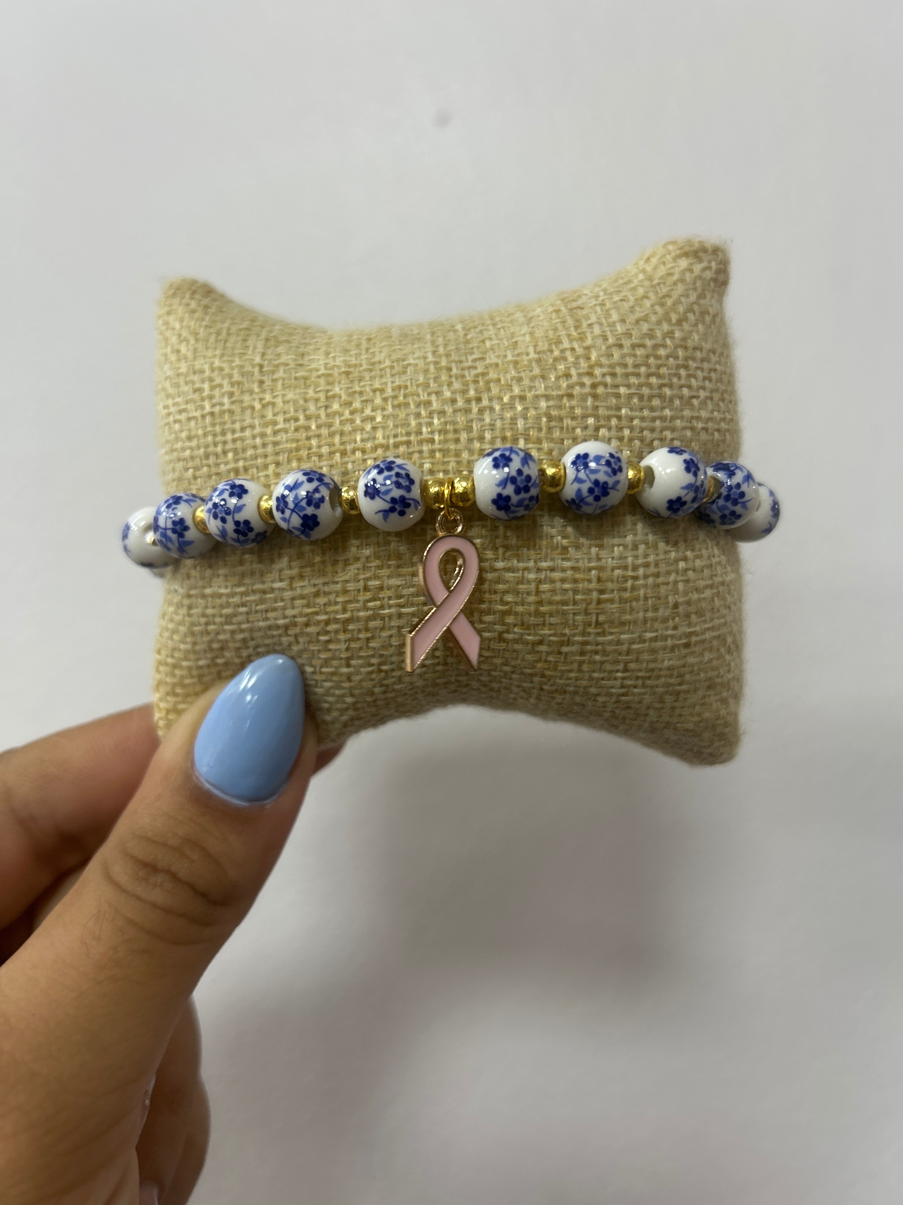 Pulsera Cinta Rosada Fortaleza