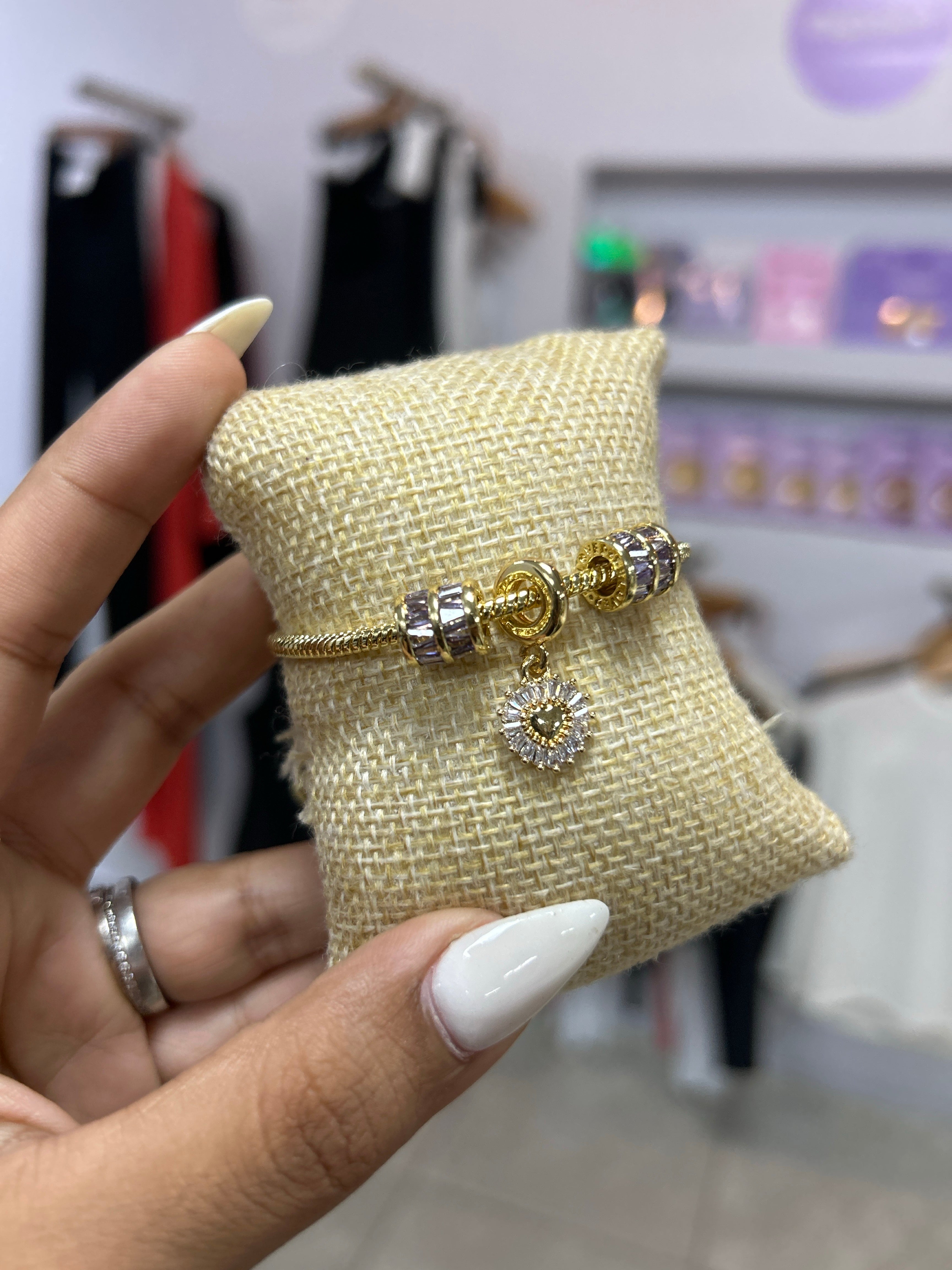 Pulsera Charm Dorada Morenos