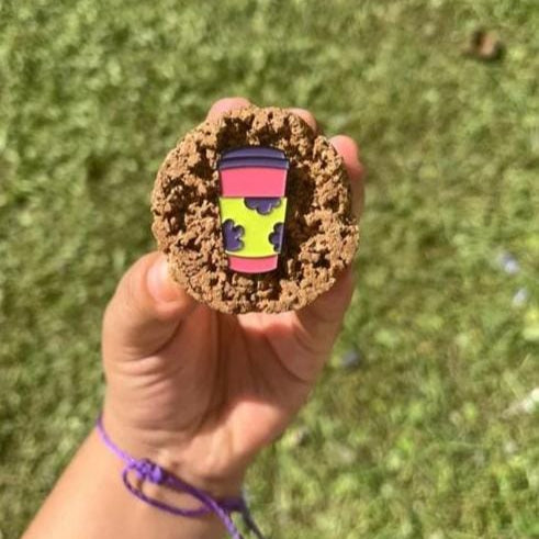 Pin Taza de Café Patricio Estrella