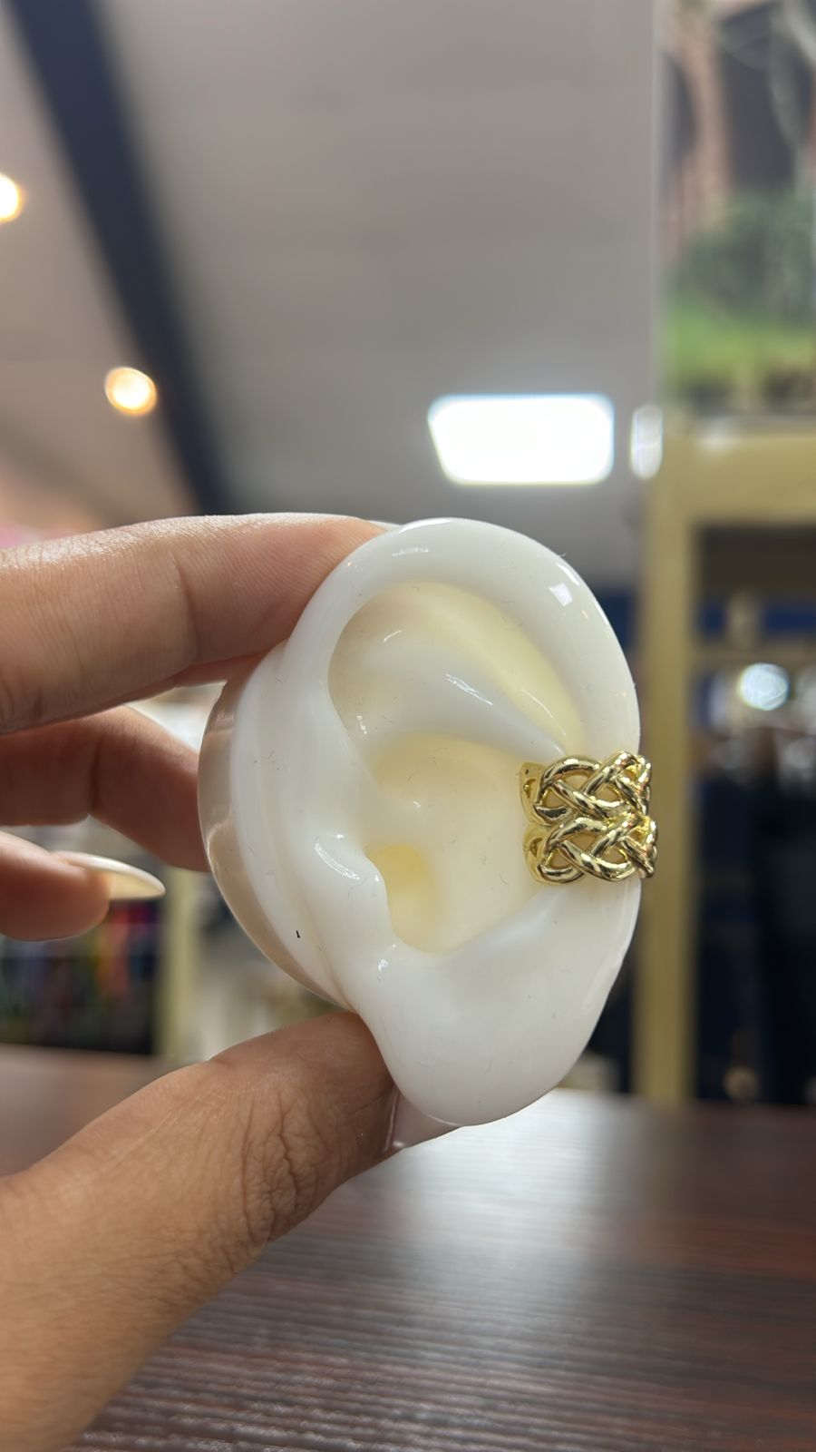 Ear Cuffs Dorados Morenos