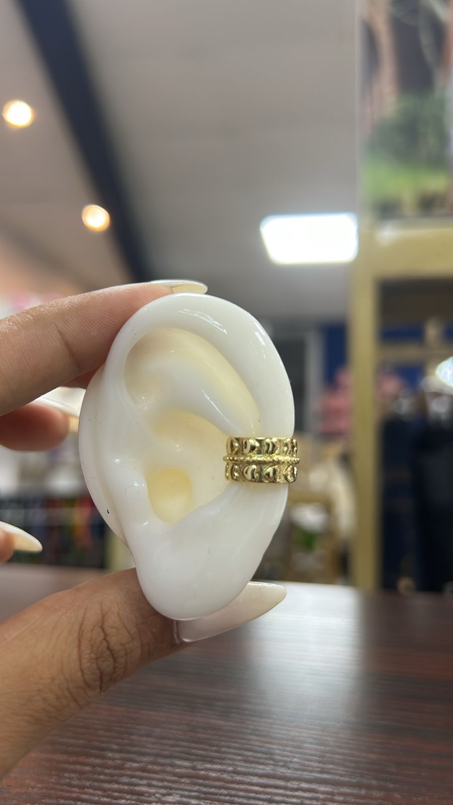 Ear Cuffs Dorados Morenos