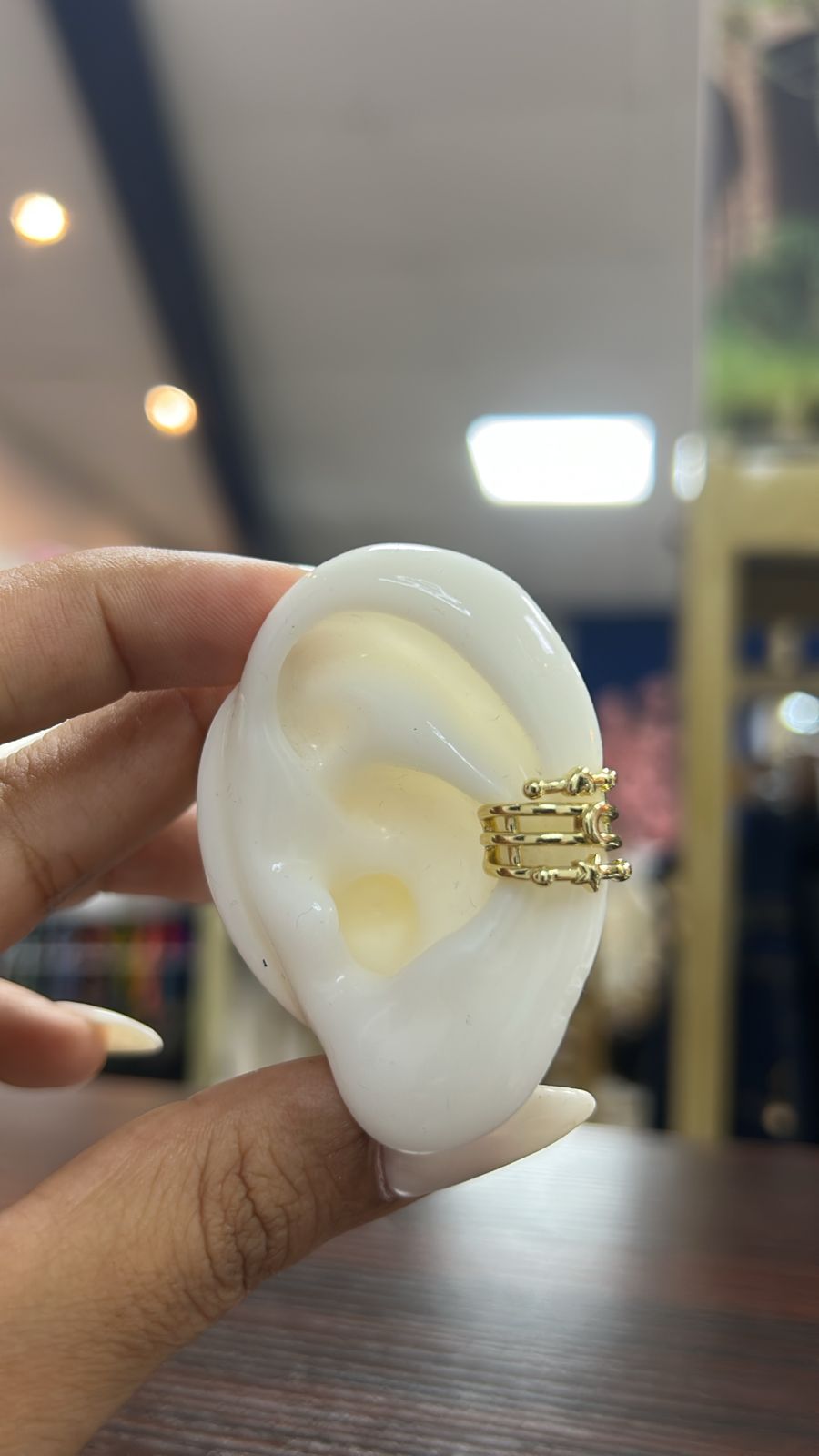 Ear Cuffs Dorados Morenos